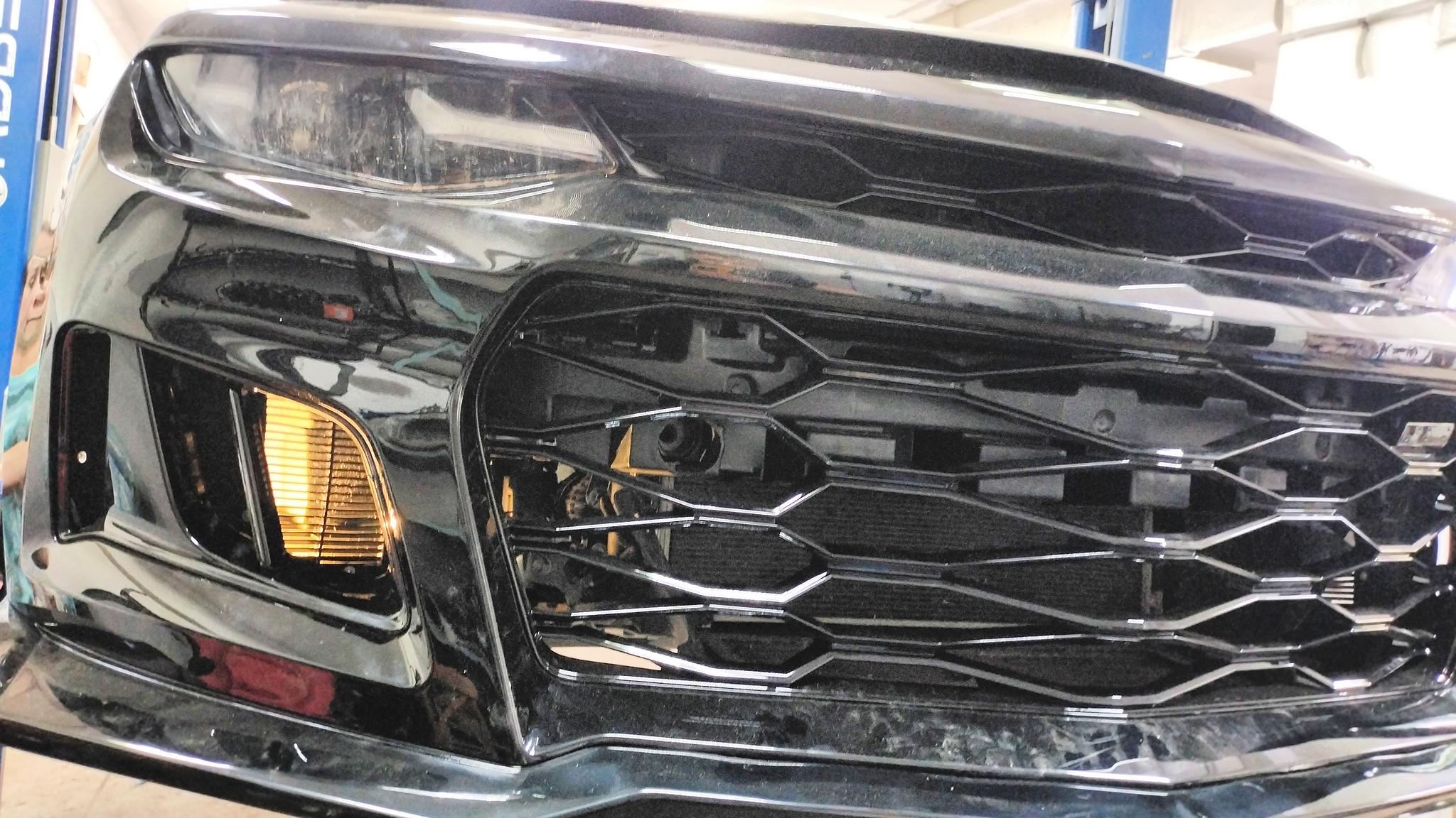 решетка в подкрылок Chevrolet Camaro VI